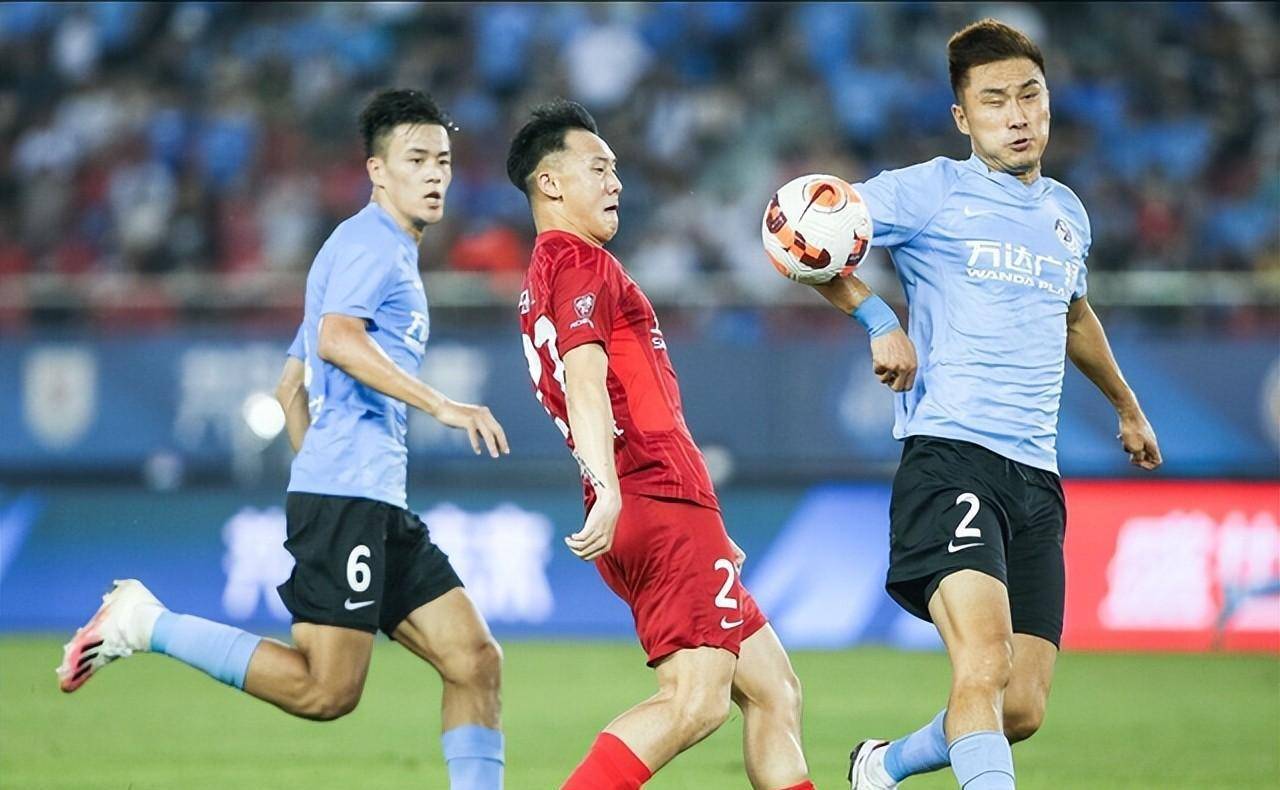 九游娱乐 -转会期突围战来临，浙江队围绕葡超外线爆发，态度坚定，身体对抗强度拉满的简单介绍